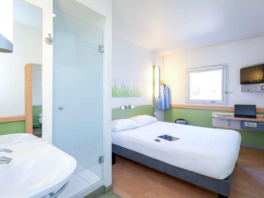 Ibis Budget Marseille Timone Номер фото