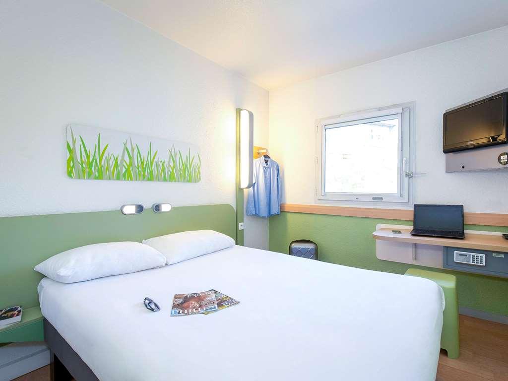 Ibis Budget Marseille Timone Номер фото