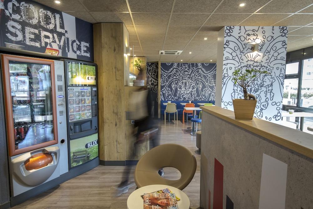 Ibis Budget Marseille Timone Экстерьер фото