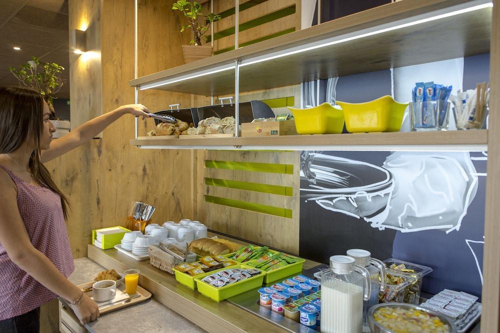 Ibis Budget Marseille Timone Экстерьер фото